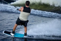 Ronix 2025 District Wakeboard | District Bindings