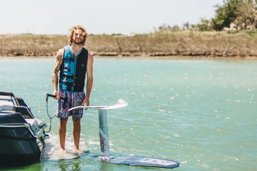 Ronix 727 Foil Board | Beginner Shift Mast Foil Package 2026