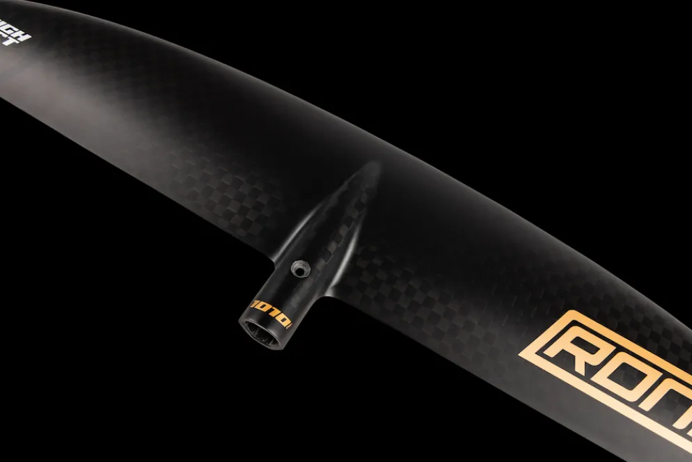 Ronix Blackbird Foil Board | 29" Velo Mast High Aspect Foil Package 2026